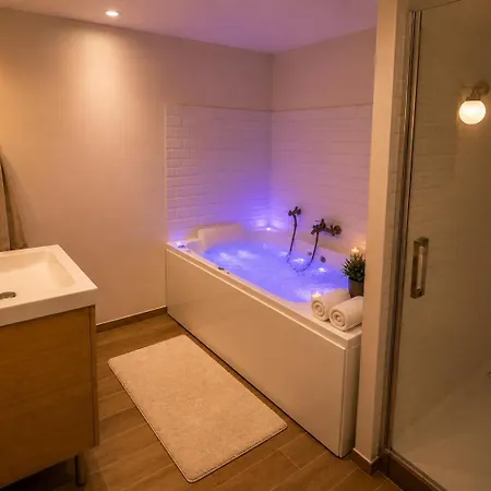Eaux 3* ルーアン